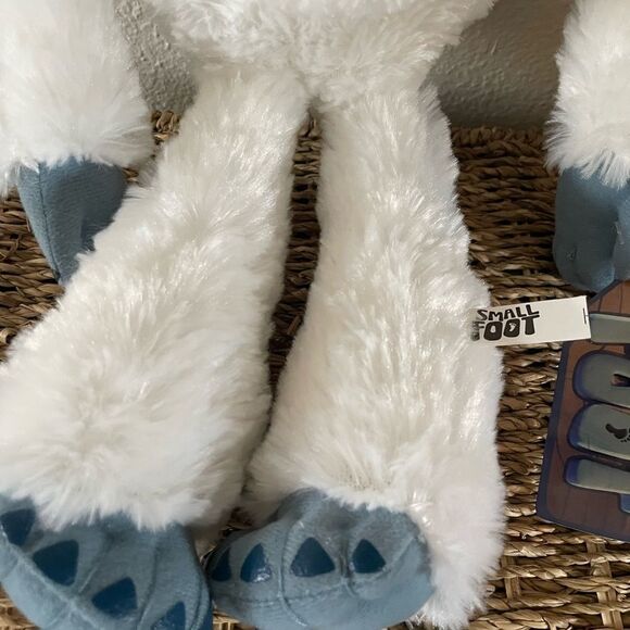 Small Foot 13 inch Plush Abdominal NWT - Picture 6 of 11